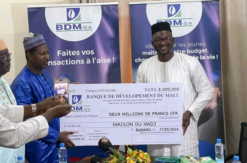  HADJ 2024 : GESTE SYMBOLIQUE DE LA BDM-SA EN FAVEUR DE LA MAISON DU HADJ LA BANQUE FAIT DON DE KITS D’UN COUT TOTAL ESTIME À PLUS DE 25 MILLIONS DE FRANCS CFA