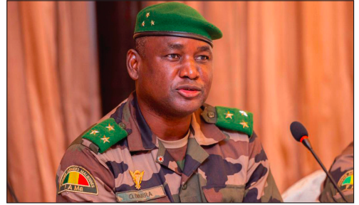  LE GÉNÉRAL OUMAR DIARRA, CHEF D’ÉTAT-MAJOR GÉNÉRAL DES ARMÉES : « S’ATTAQUER AUX CIVILS, VOLER LEUR BÉTAIL, DÉTRUIRE DES INFRASTRUCTURES PRIVÉES… C’EST LA PREUVE QUE LES DJIHADISTES SONT ACCULÉS ET DÉSESPÉRÉS »